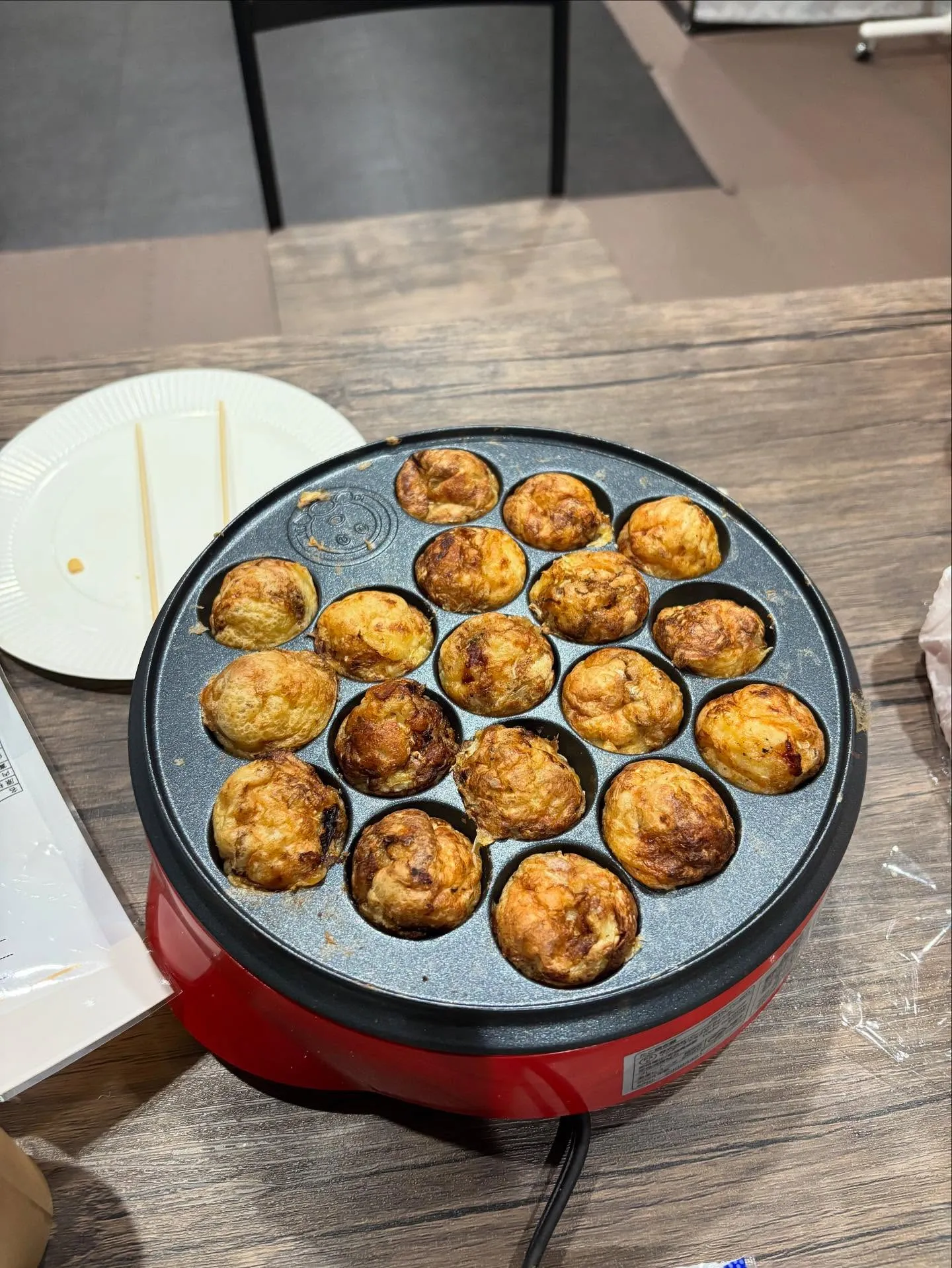 みんなで、仕事終わりのたこ焼きパーティー.˚⊹ ⁺‧( *´...
